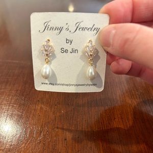 Freshwater Pearl Droplets Earrings/ Bridal Earring/ Dainty Pearl Earrings